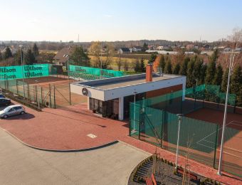 Śląskie Centrum Tenisa - Pszczyna - ziemne korty tenisowe i Coffee & Bar La Petite